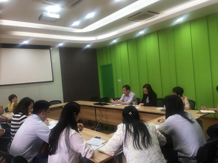 sbobet利记教工党支部组织开展“争做四有好老师”讨论会